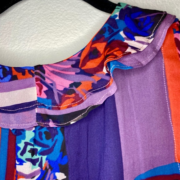 💥BOGO💥 Anthropologie Colorful Maeve blouse. Size L - Picture 5 of 7
